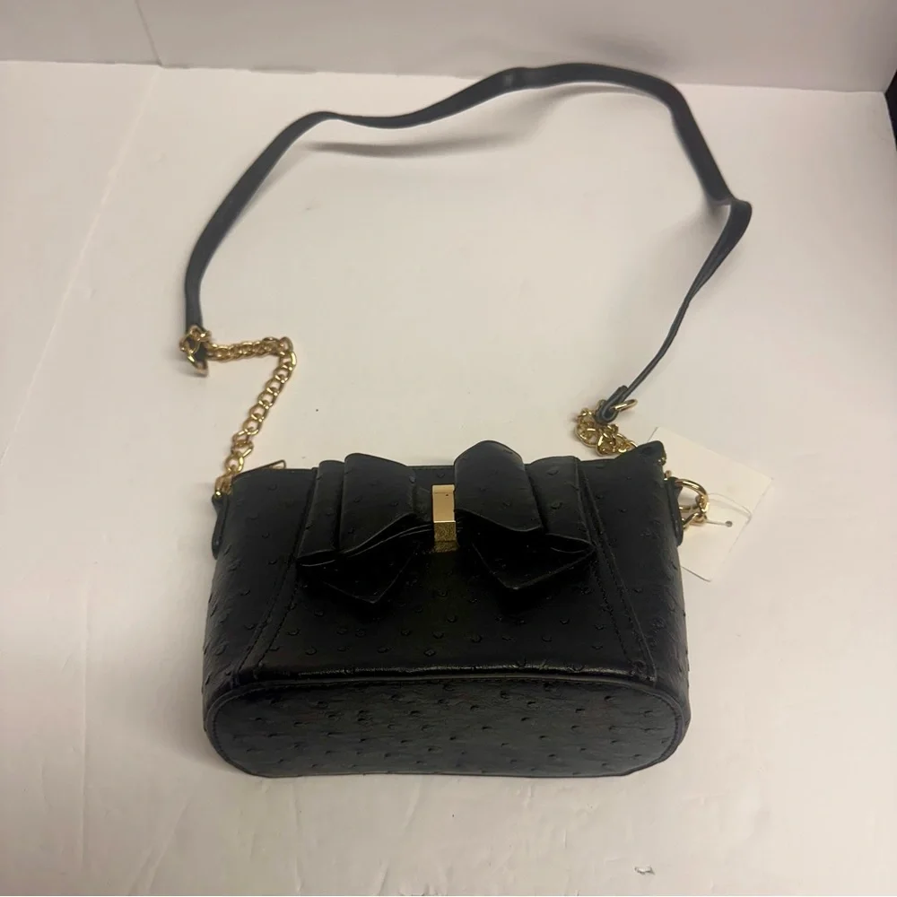 Crossi Black‎ Bow Accent Crossbody Bag